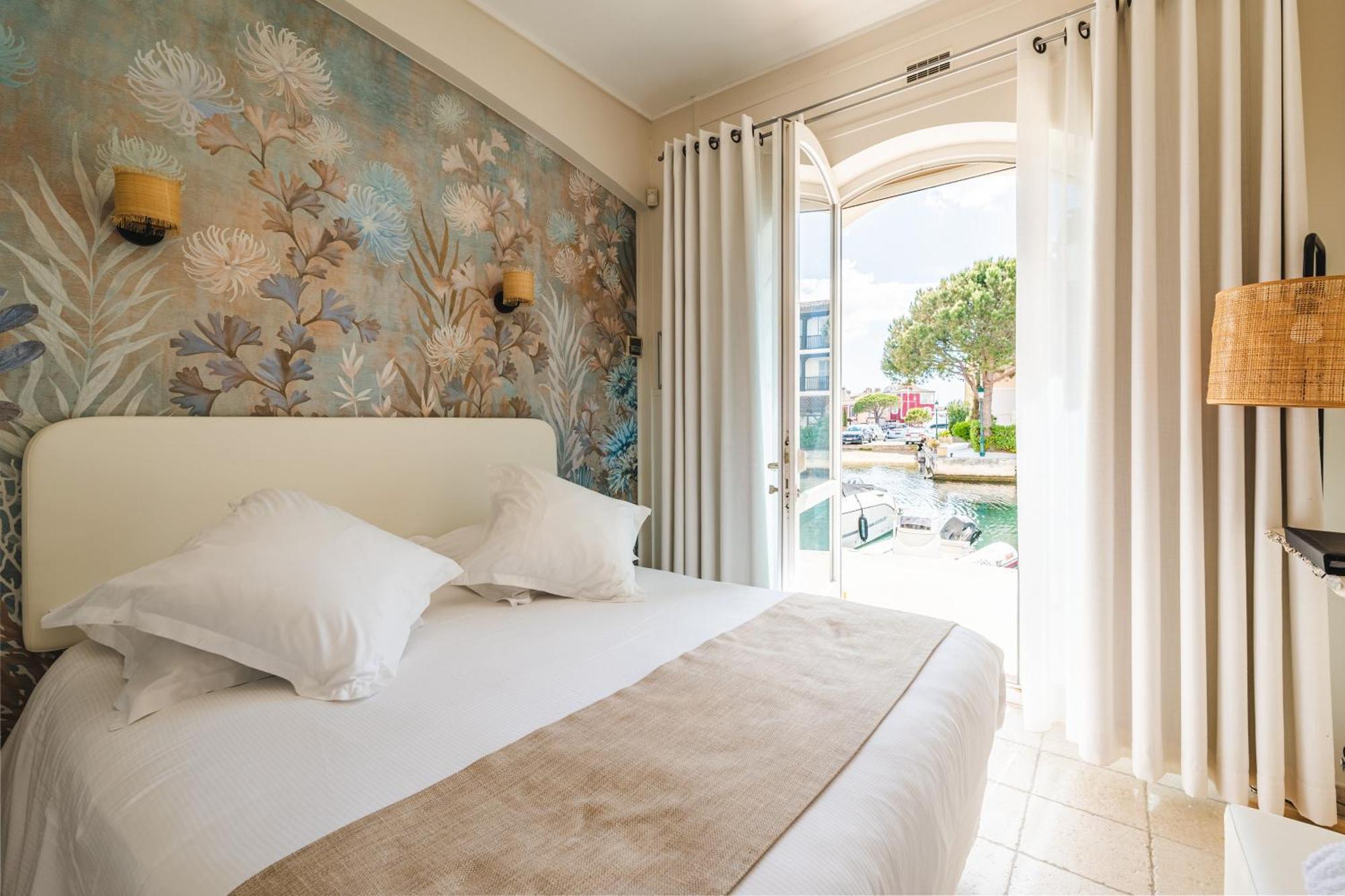 Le Suffren Hotel Grimaud Kültér fotó
