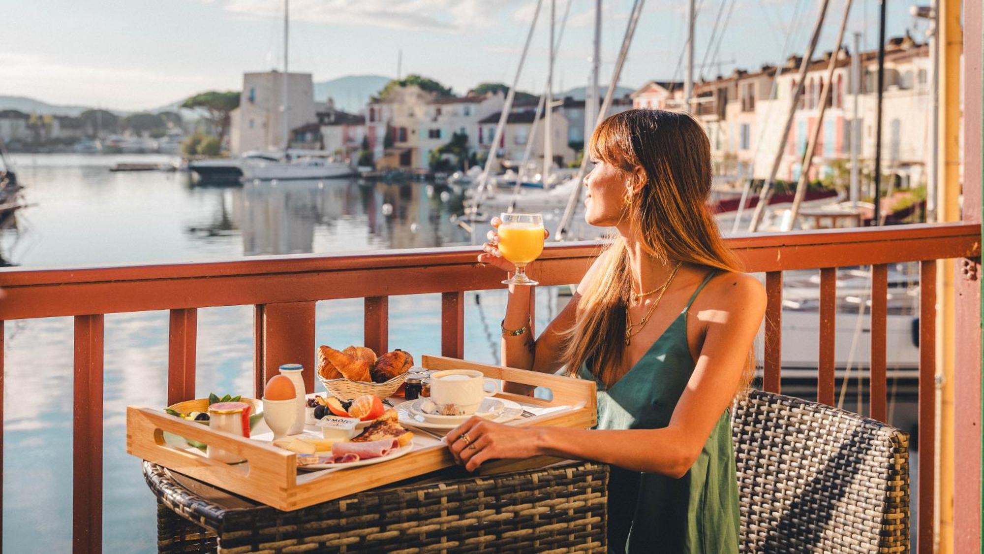 Le Suffren Hotel Grimaud Kültér fotó